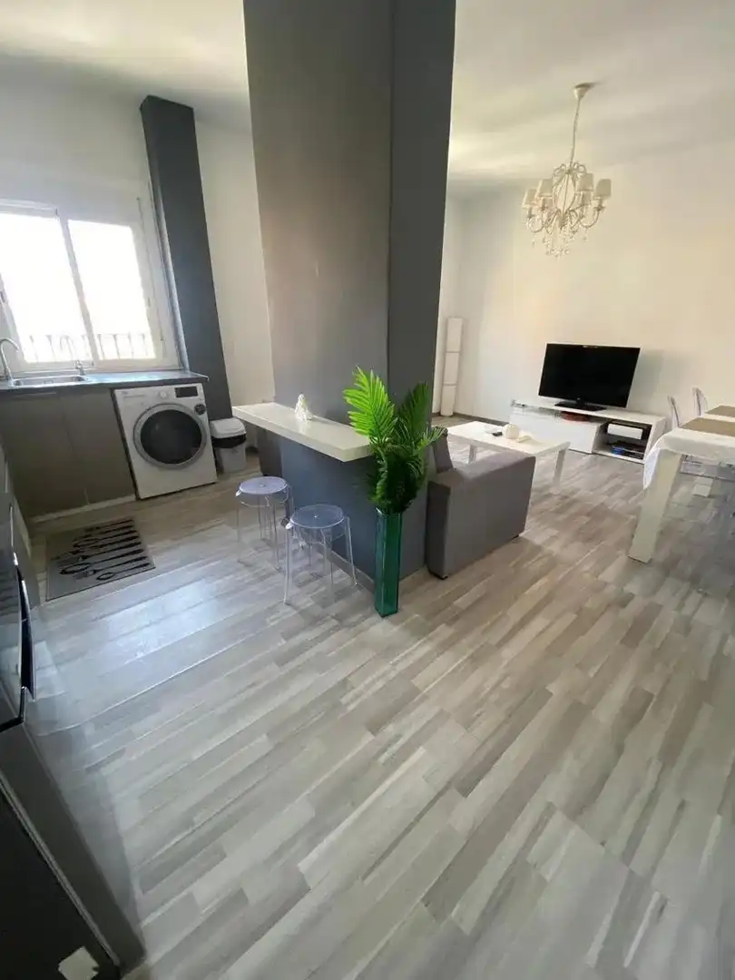 Living room of Flat for sale in Valencia  with Air Conditioner, Heating and Parquet flooring