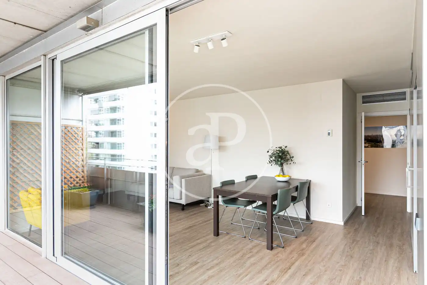 Terrasse von Wohnung zum Verkauf in Barcelona mit Klimaanlage, Heizung und Terrasse