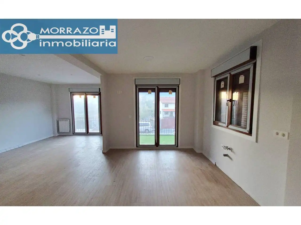 Vista exterior de Casa adosada en venta en Moaña con Calefacción, Jardín privado y Terraza