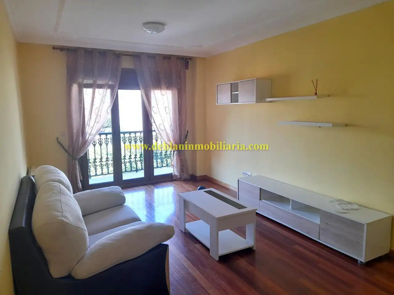 Living room of Flat for rent in Tomiño  with Heating and Furnished