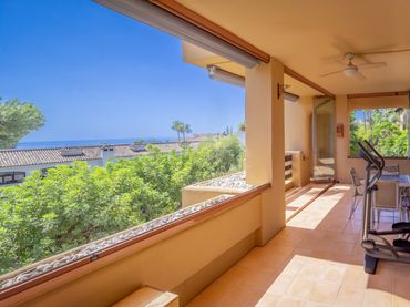 Apartament amb piscina en venda a Milla de Oro