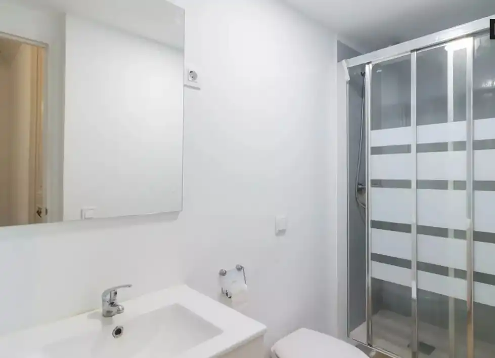 Bany de Pis en venda en Barcelona amb Aire condicionat, Calefacció i Balcó