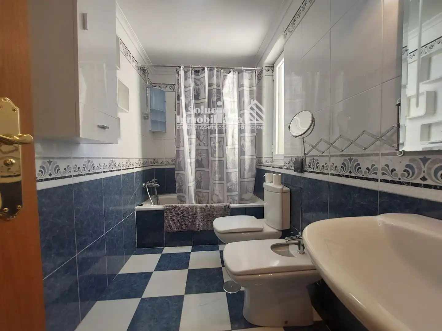 Flat for rent in La Platina- Hospital - Campus