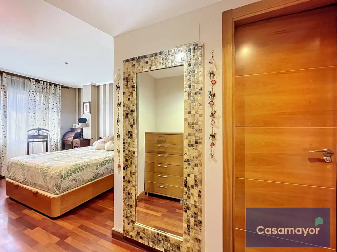 Habitación de Piso en venta en Alicante / Alacant con Aire acondicionado, Calefacción y Trastero
