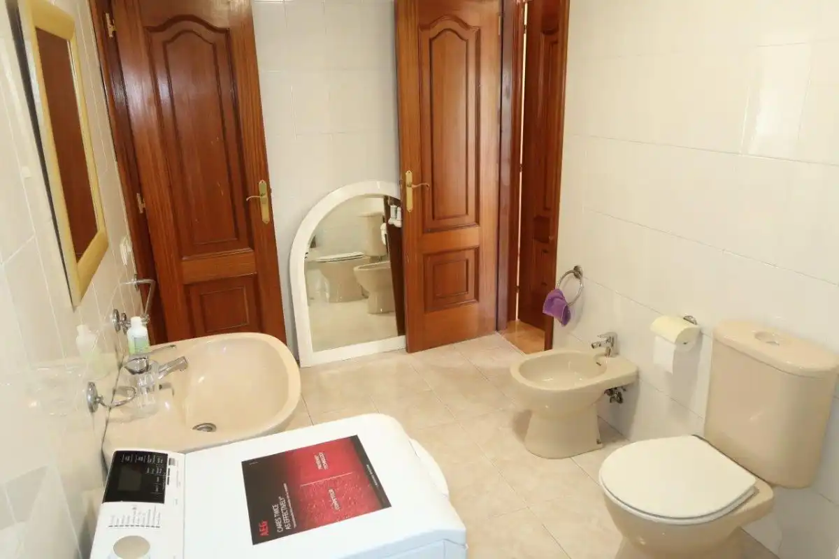 Wohnung zur Miete in Pasaje al Burgo, Eirís