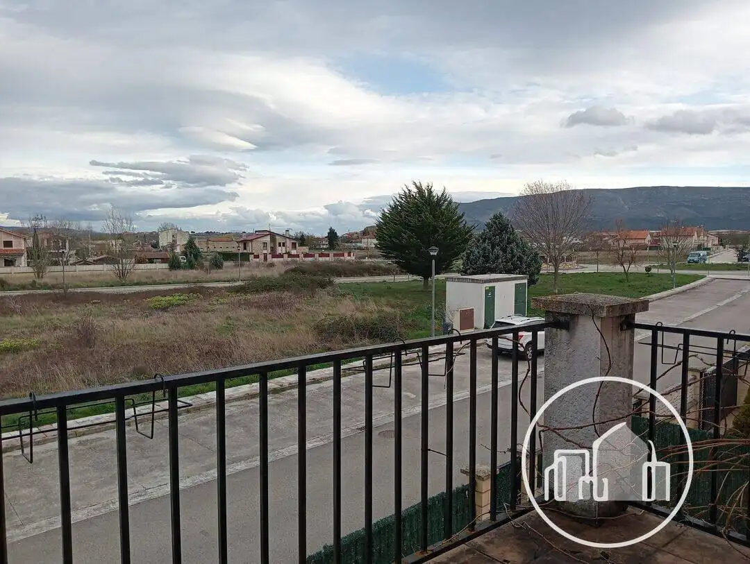 Chalet con jardín en venta en Villarcayo de Merindad de Castilla la Vieja, imagen 15