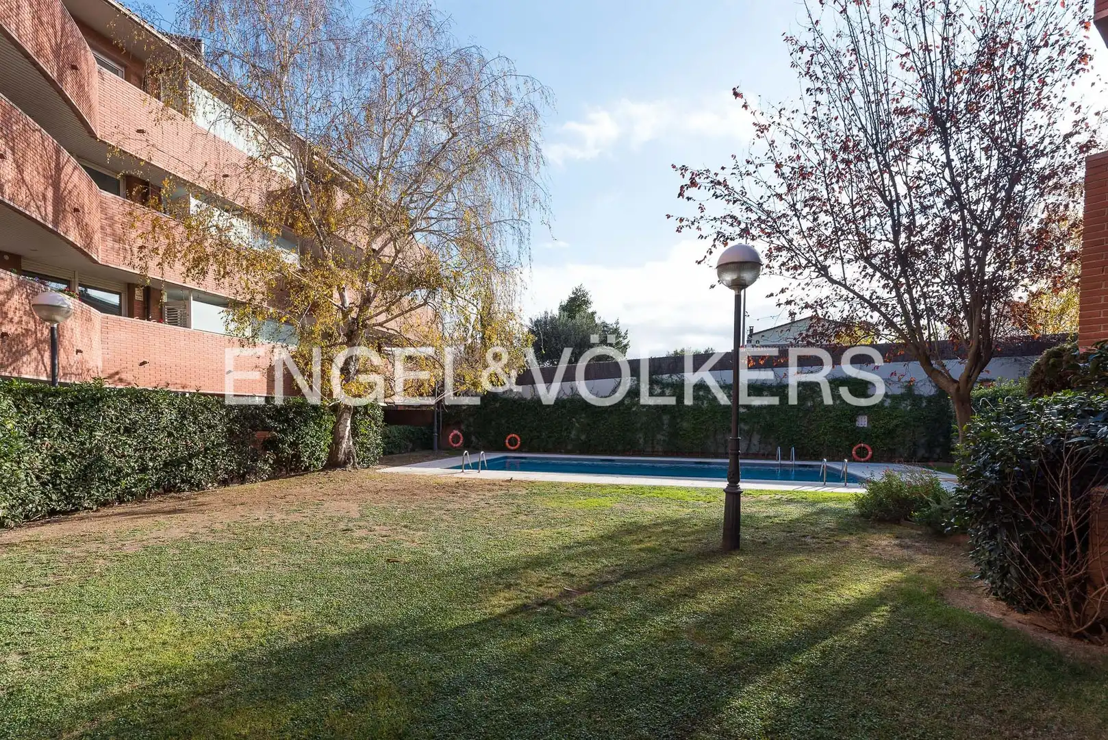 Piscina de Pis de lloguer en Sant Cugat del Vallès amb Aire condicionat, Calefacció i Parquet