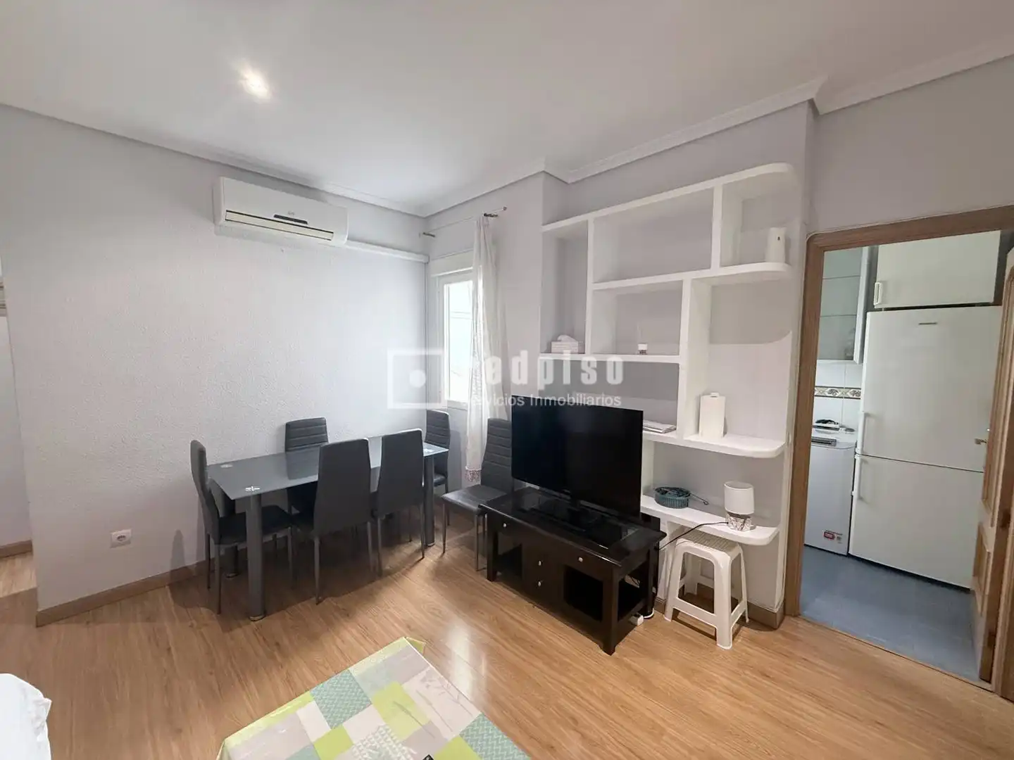 Comedor de Piso de alquiler en Madrid con Calefacción
