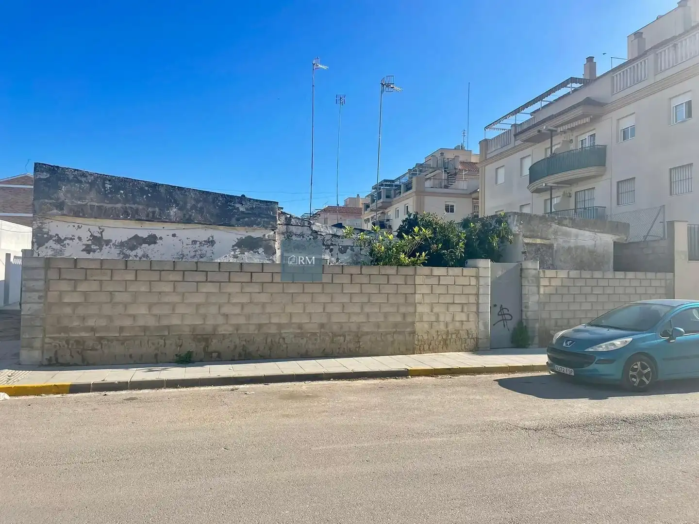 Casa con jardín en venta en V Centenario - Piletas - Capuchinos, imagen 2