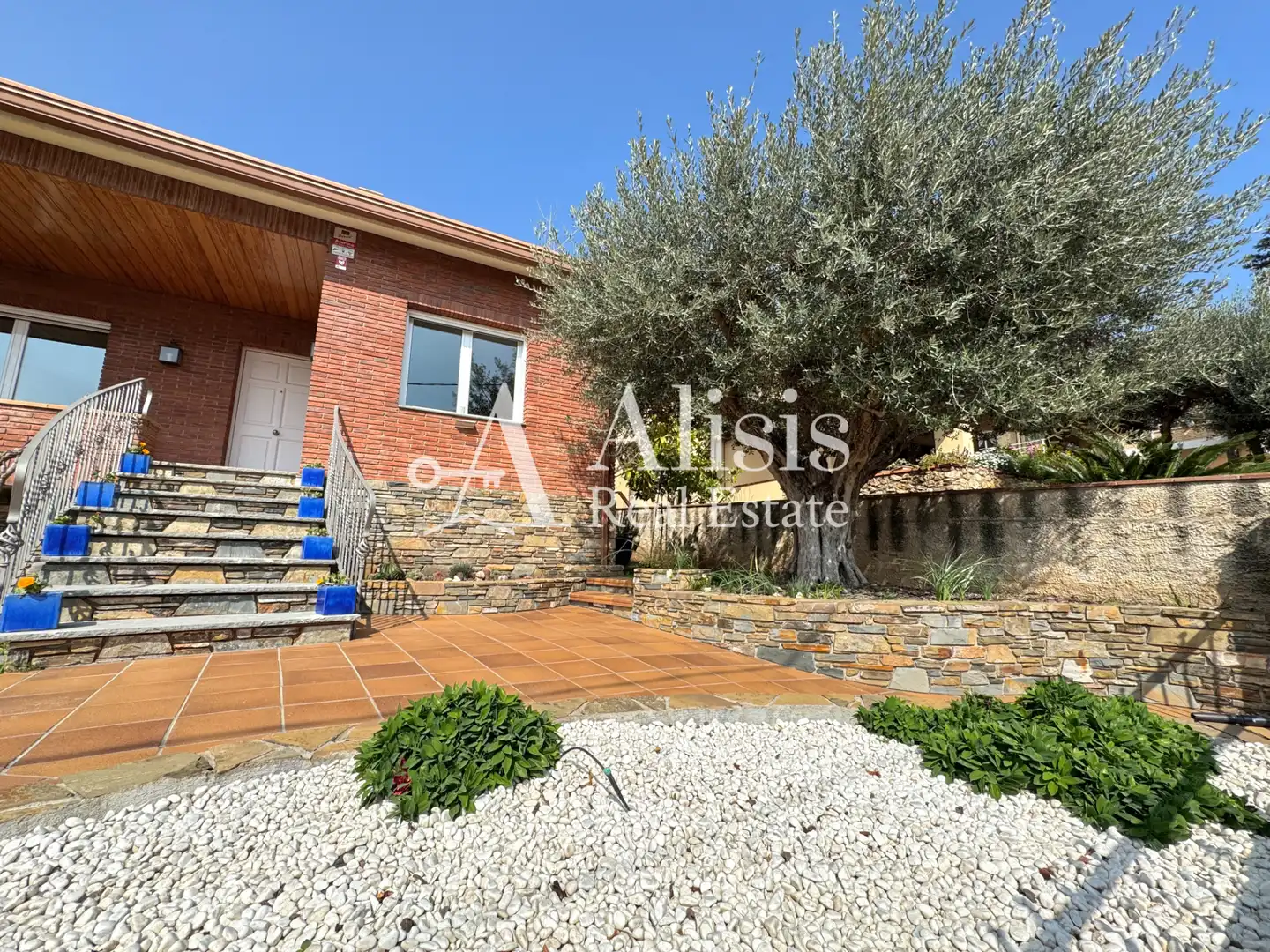 Villa mit Garten zum Verkauf in La Palma de Cervelló