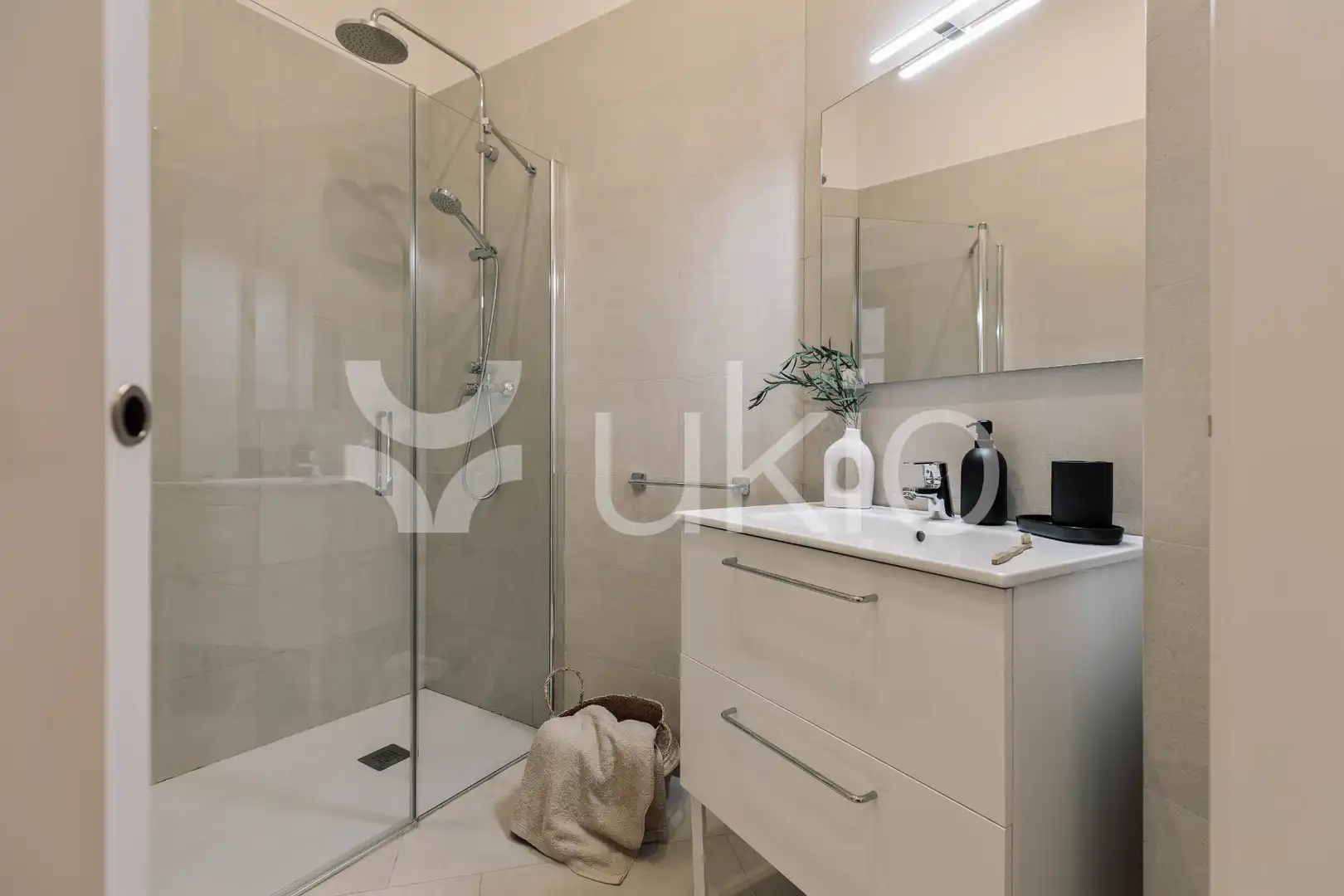 Apartment with terrace to rent in Carrer de Pau Claris, imagen 20
