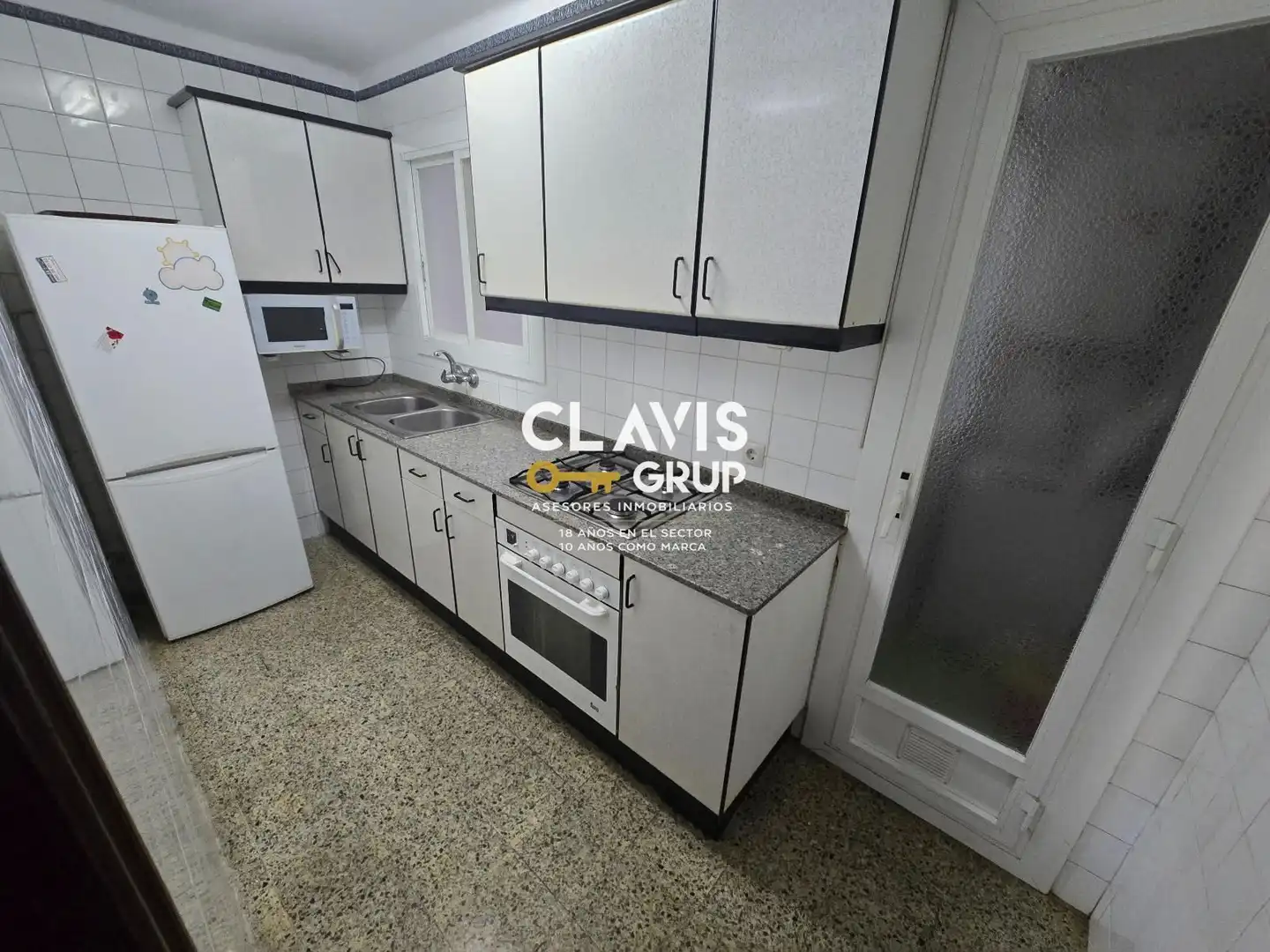 Flat with terrace for sale in Nou Barris, imagen 6