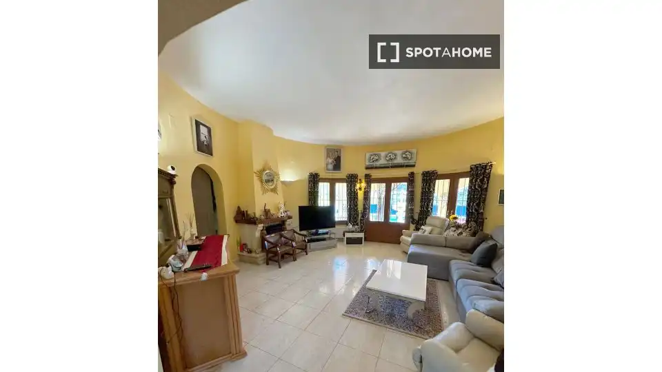 Habitación en Pego