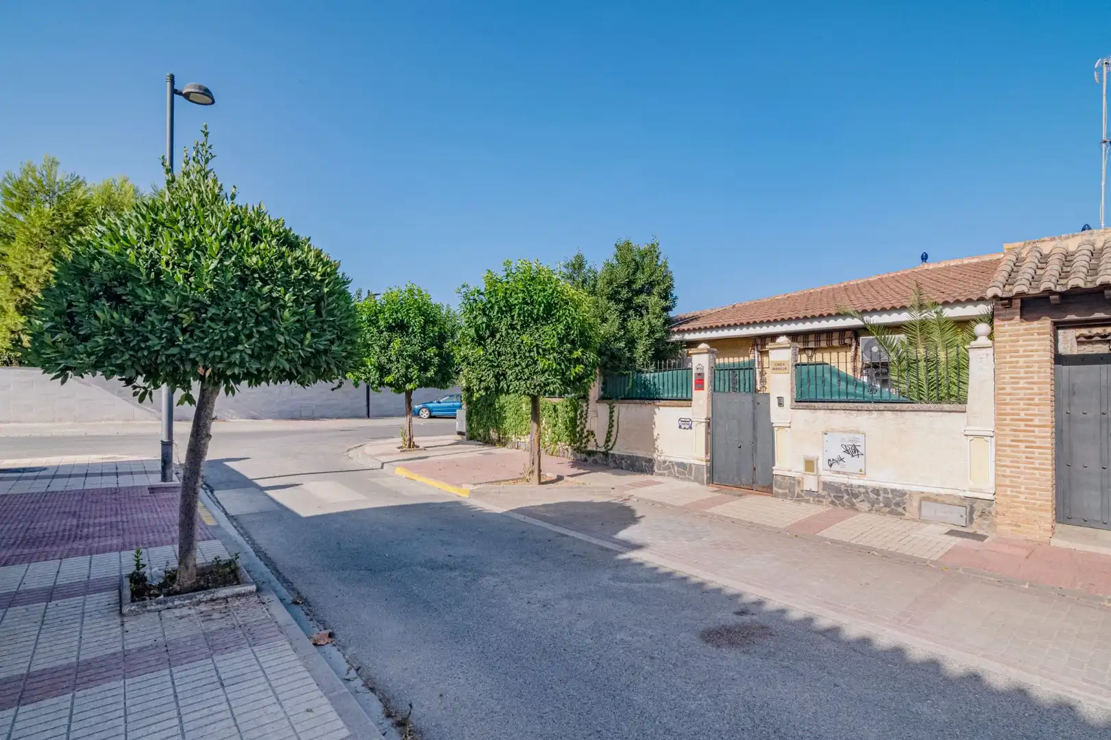 Vista exterior de Casa adosada en venta en Chauchina con Aire acondicionado, Calefacción y Trastero