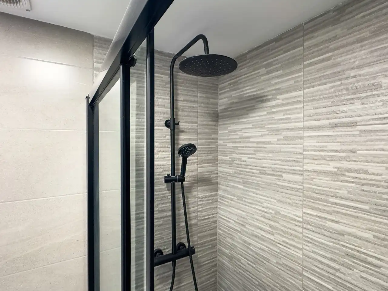 Bathroom of Apartments for sale in Guardamar del Segura  with Heating, Swimming Pool and Furnished