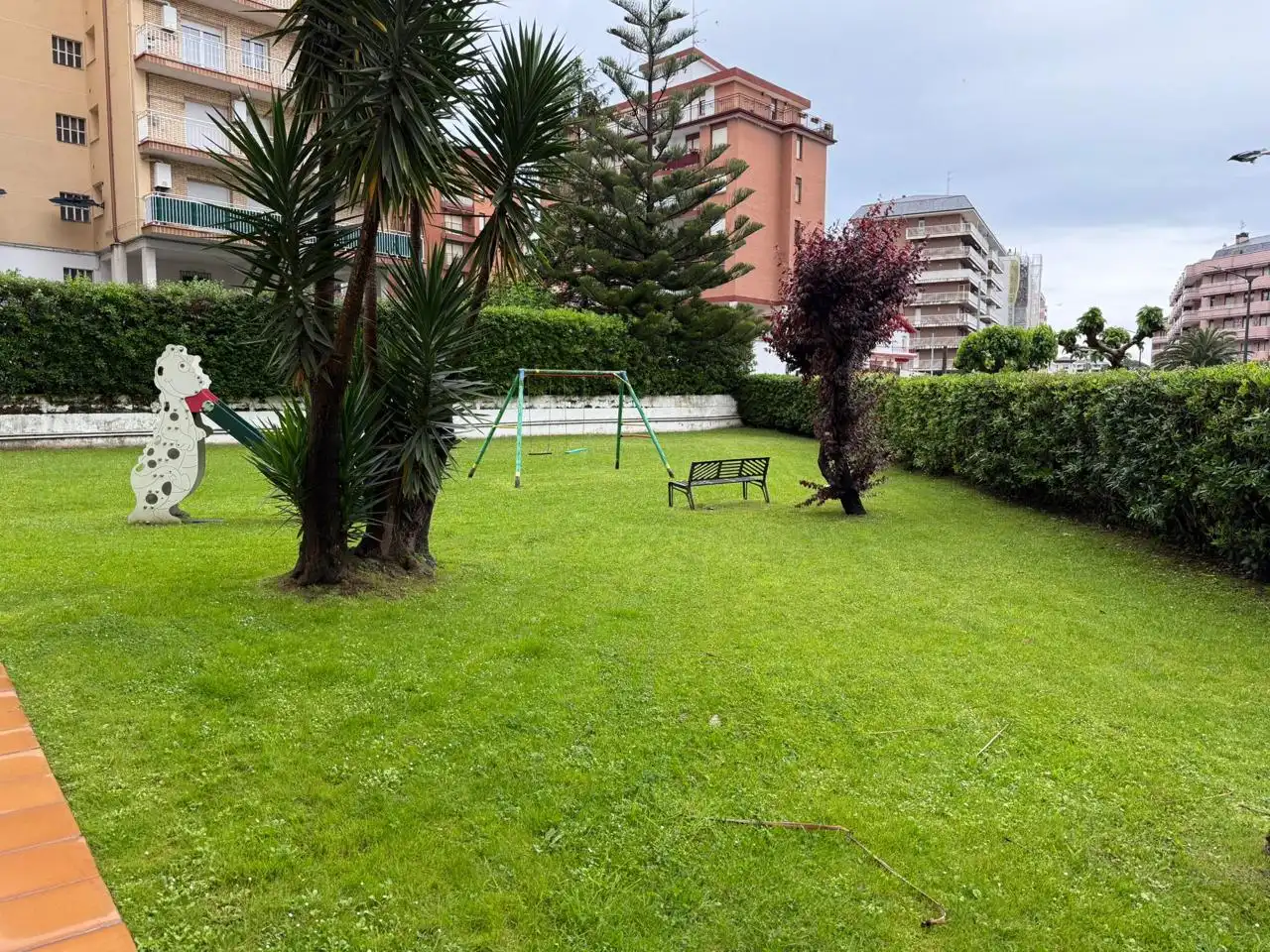 Jardí de Pis en venda en Castro-Urdiales amb Calefacció, Terrassa i Traster