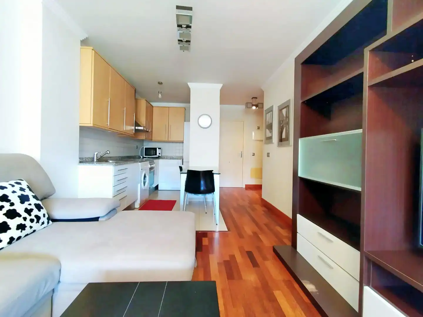 Küche von Wohnung zum Verkauf in Las Palmas de Gran Canaria mit Privatgarten, Terrasse und Möbliert
