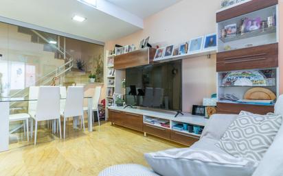 Living room of Single-family semi-detached for sale in  Almería Capital  with Terrace and Storage room