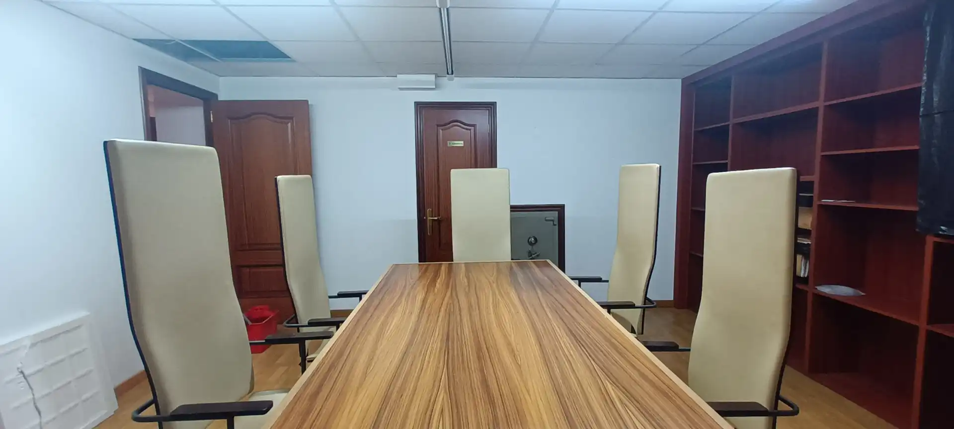 Office for sale in Vigo   with Storage room
