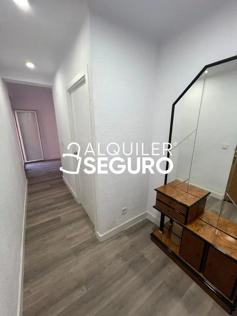 Flat for rent in Madrid  with Air Conditioner, Heating and Terrace