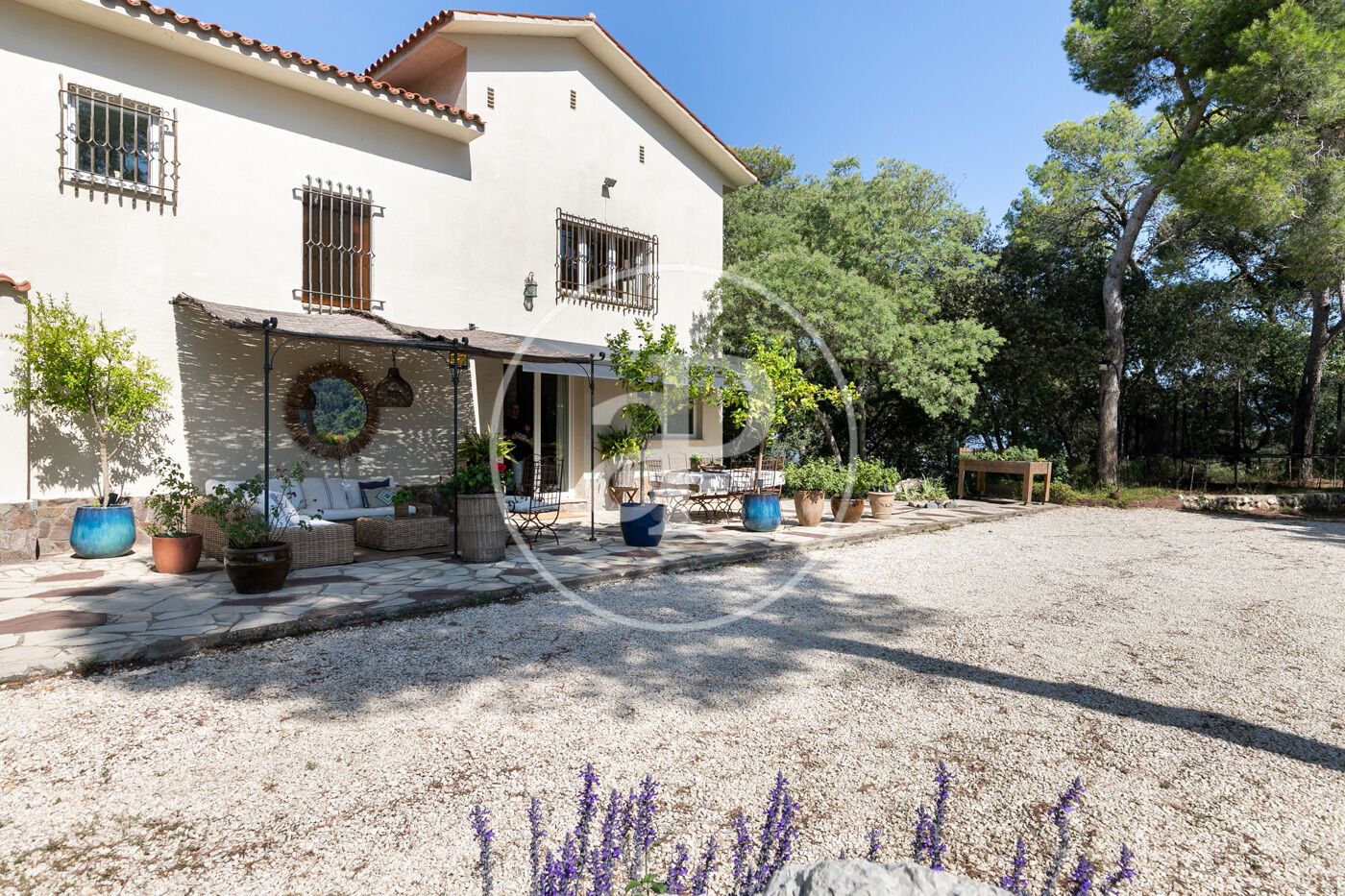Vista exterior de Casa o chalet en venta en Sant Cugat del Vallès con Aire acondicionado, Calefacción y Jardín privado