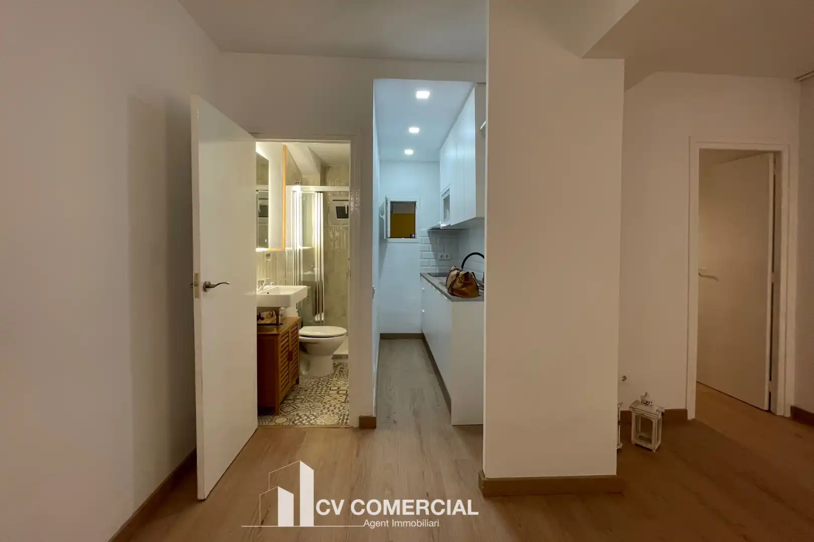Kitchen of Office for rent in Barcelona