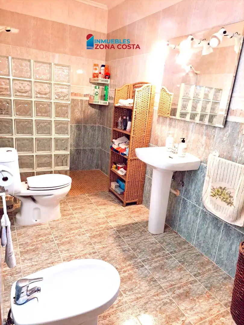 Bathroom of Country homes for sale in Vilamarxant  with Private garden, Terrace and Storage room
