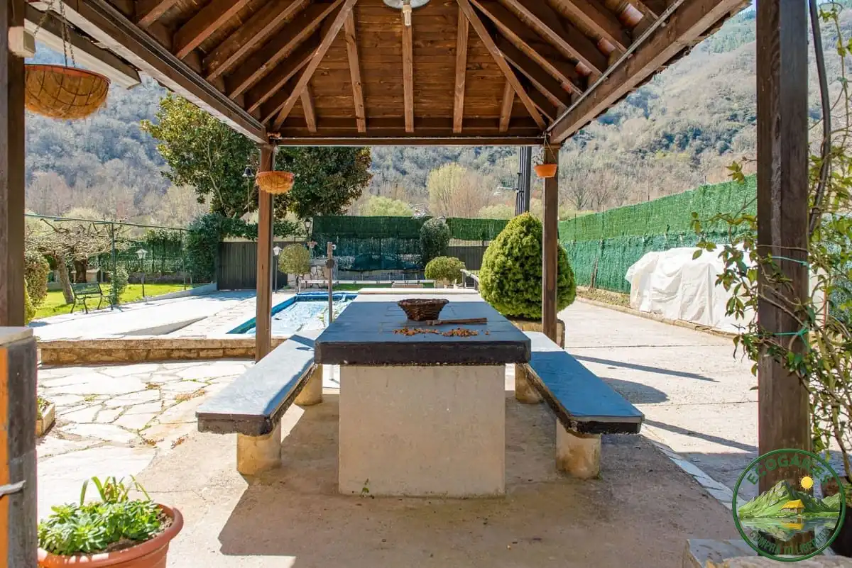 Terraza de Casa o chalet en venta en Trabadelo con Calefacción y Amueblado
