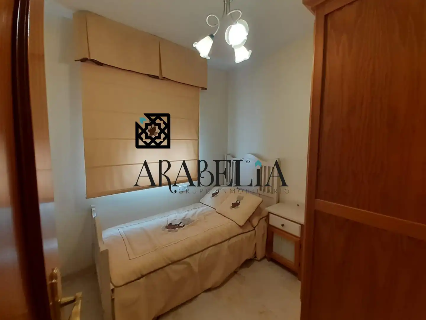 Schlafzimmer von Wohnung zum Verkauf in Córdoba mit Möbliert