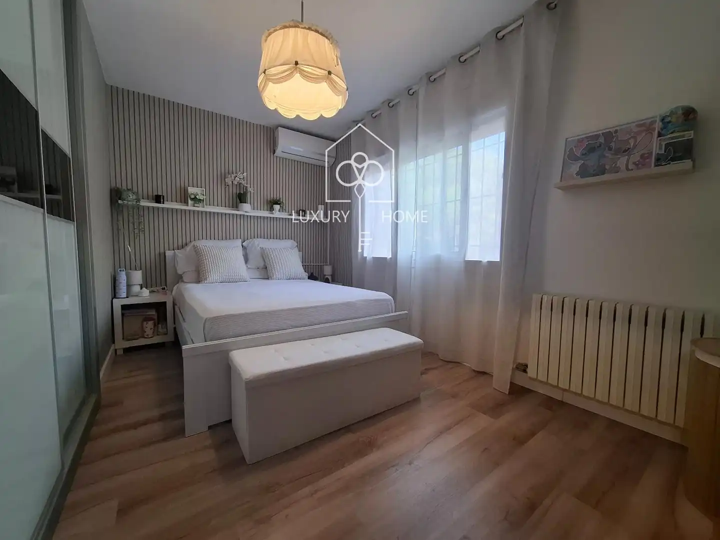 Bedroom of Houses for sale in Begues  with Air Conditioner, Heating and Terrace