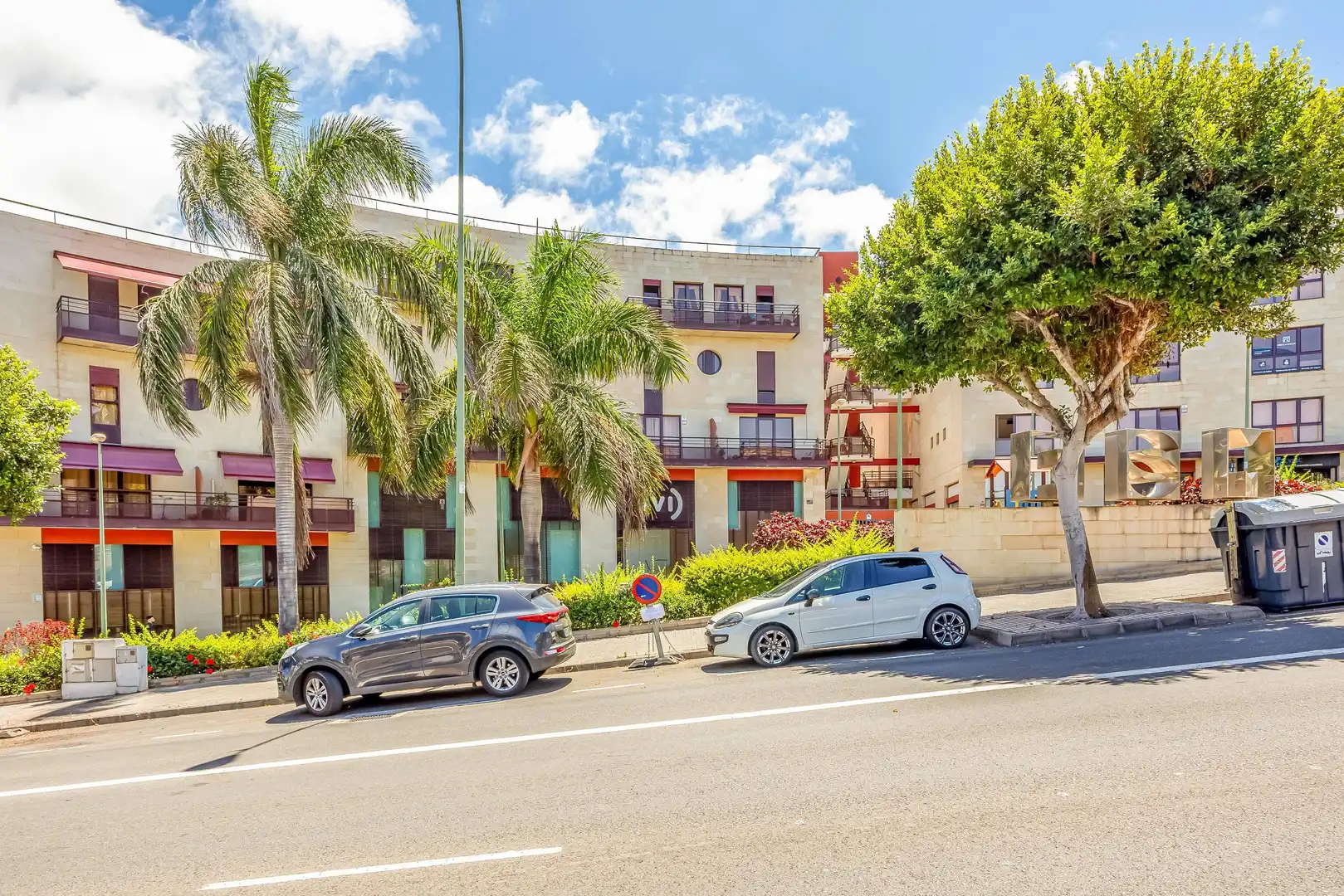 Exterior view of Duplexes for sale in Las Palmas de Gran Canaria  with Terrace