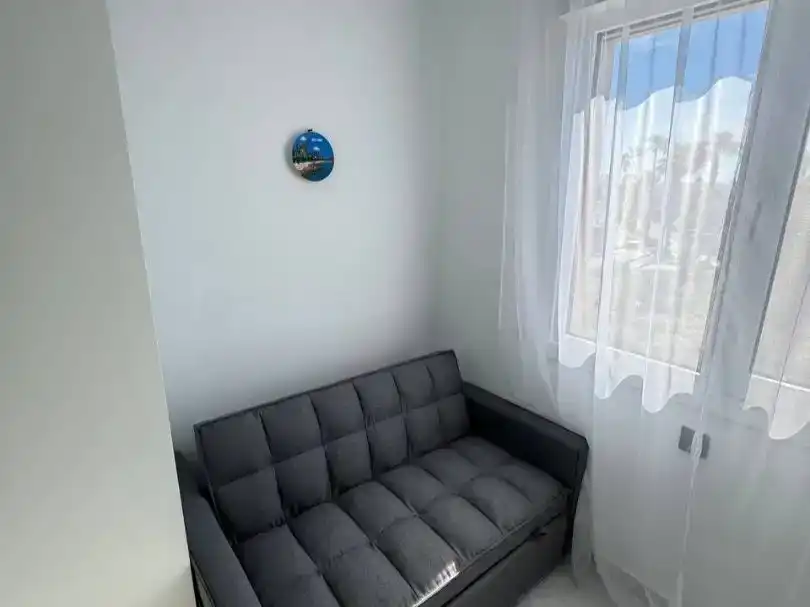 Sala d'estar de Dúplex en venda en Torrevieja amb Aire condicionat, Piscina i Balcó