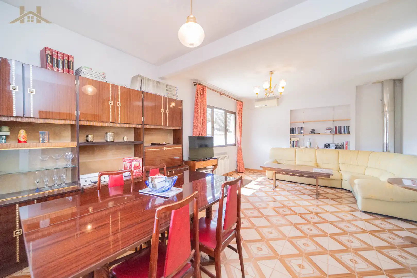 Chalet con jardín en venta en Calypo Fado, imagen 4