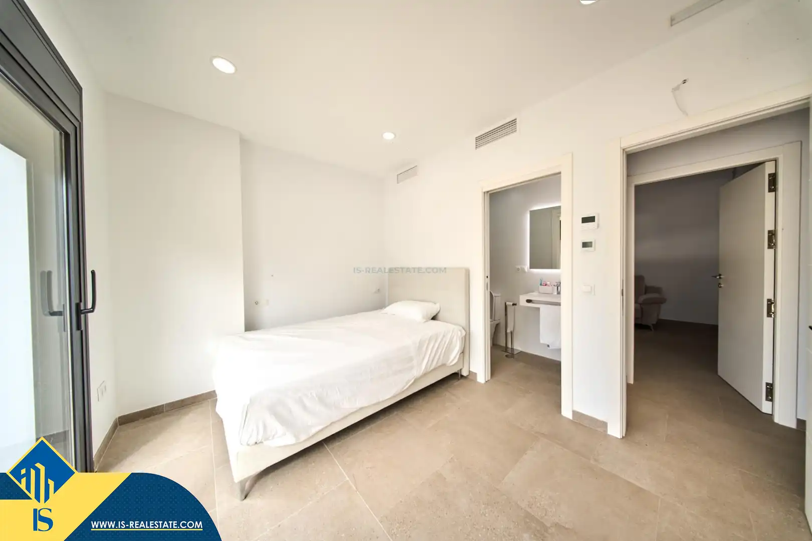 Dormitori de Casa o xalet en venda en Marbella amb Terrassa i Piscina