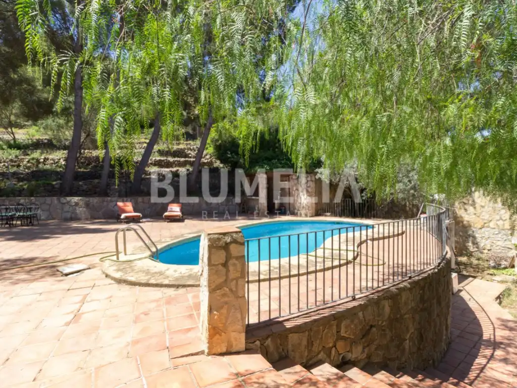 Houses for sale in Las Rotas / Les Rotes