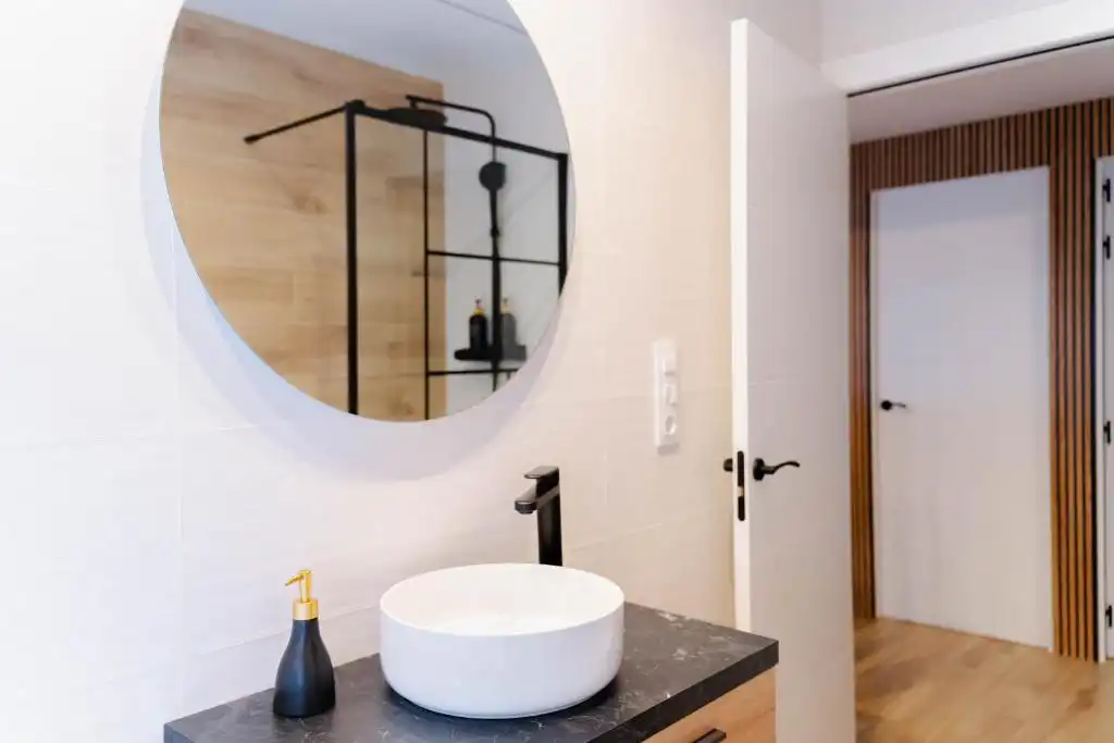 Badezimmer von Wohnung zur Miete in Centro