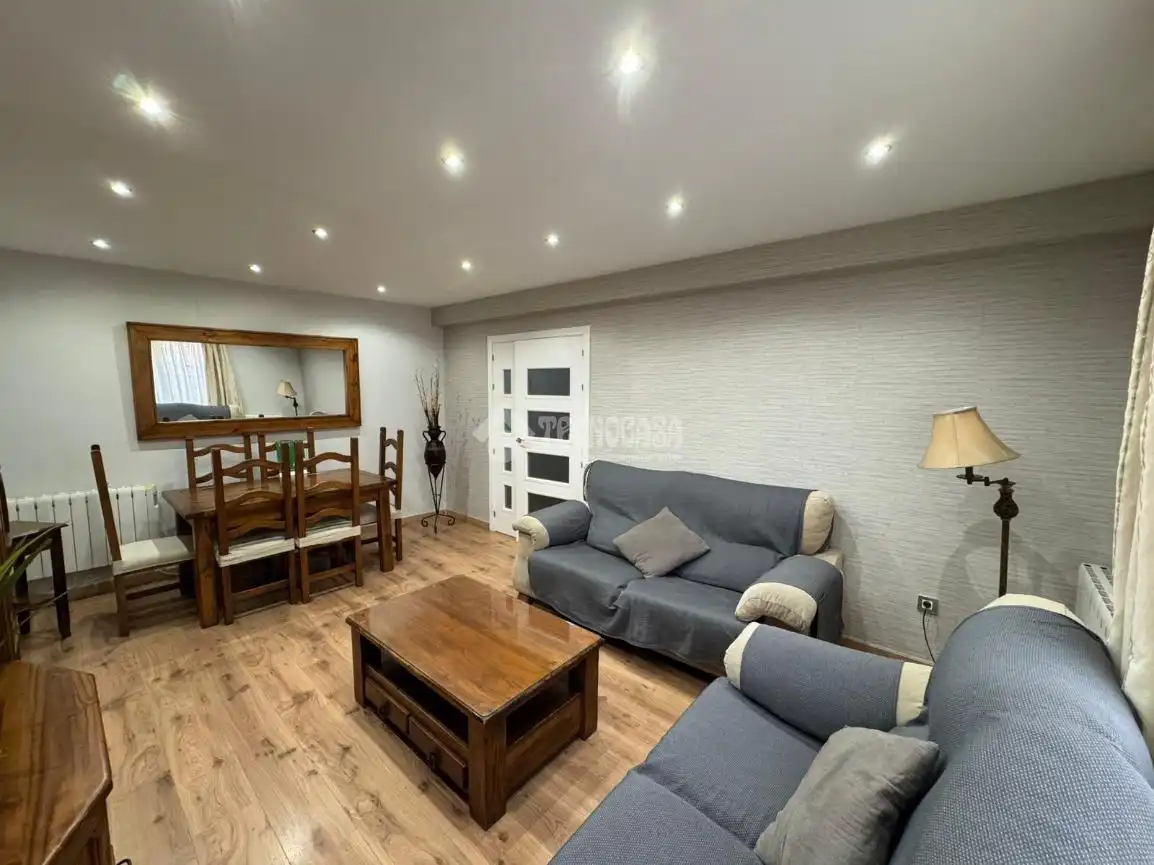 Casa adosada en venta en Yepes