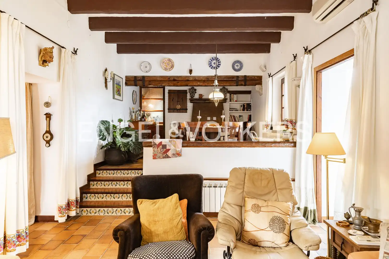 Wohnzimmer von Country house zum Verkauf in Mataró mit Heizung, Privatgarten und Terrasse