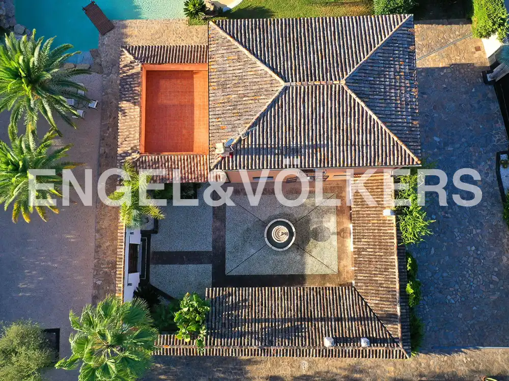 Vista exterior de Casa o xalet en venda en Xàtiva amb Aire condicionat, Calefacció i Jardí privat