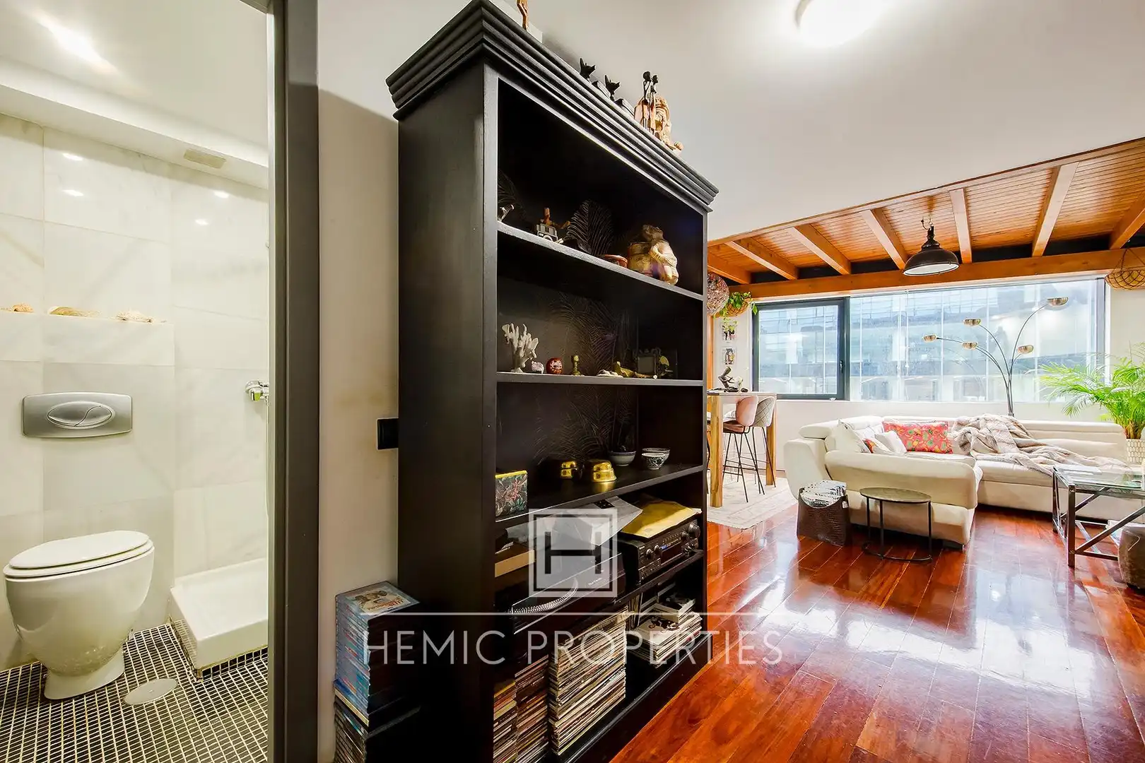 Loft zum Verkauf in Madrid mit Heizung, Parkett und Gemeinschaftspool