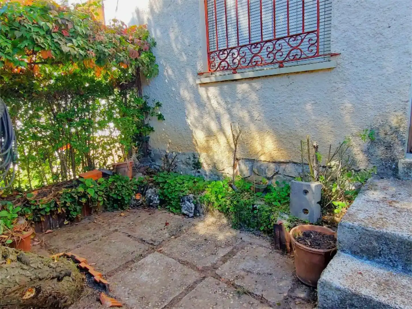 Terrassa de Casa adosada en venda en Sepúlveda amb Jardí privat, Traster i Moblat