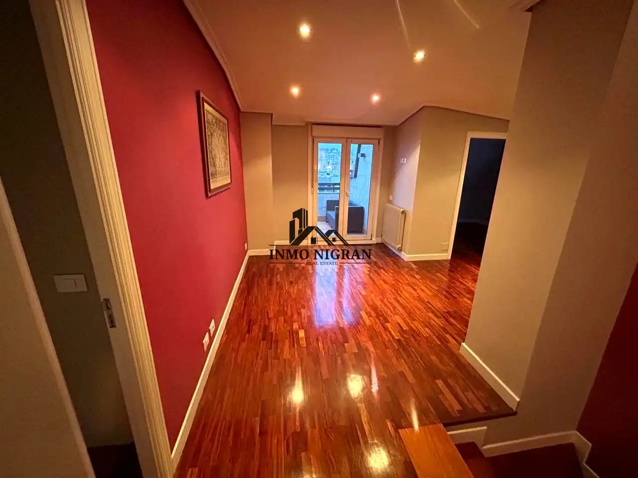 Vista exterior de Dúplex en venta en Vigo  con Calefacción y Terraza