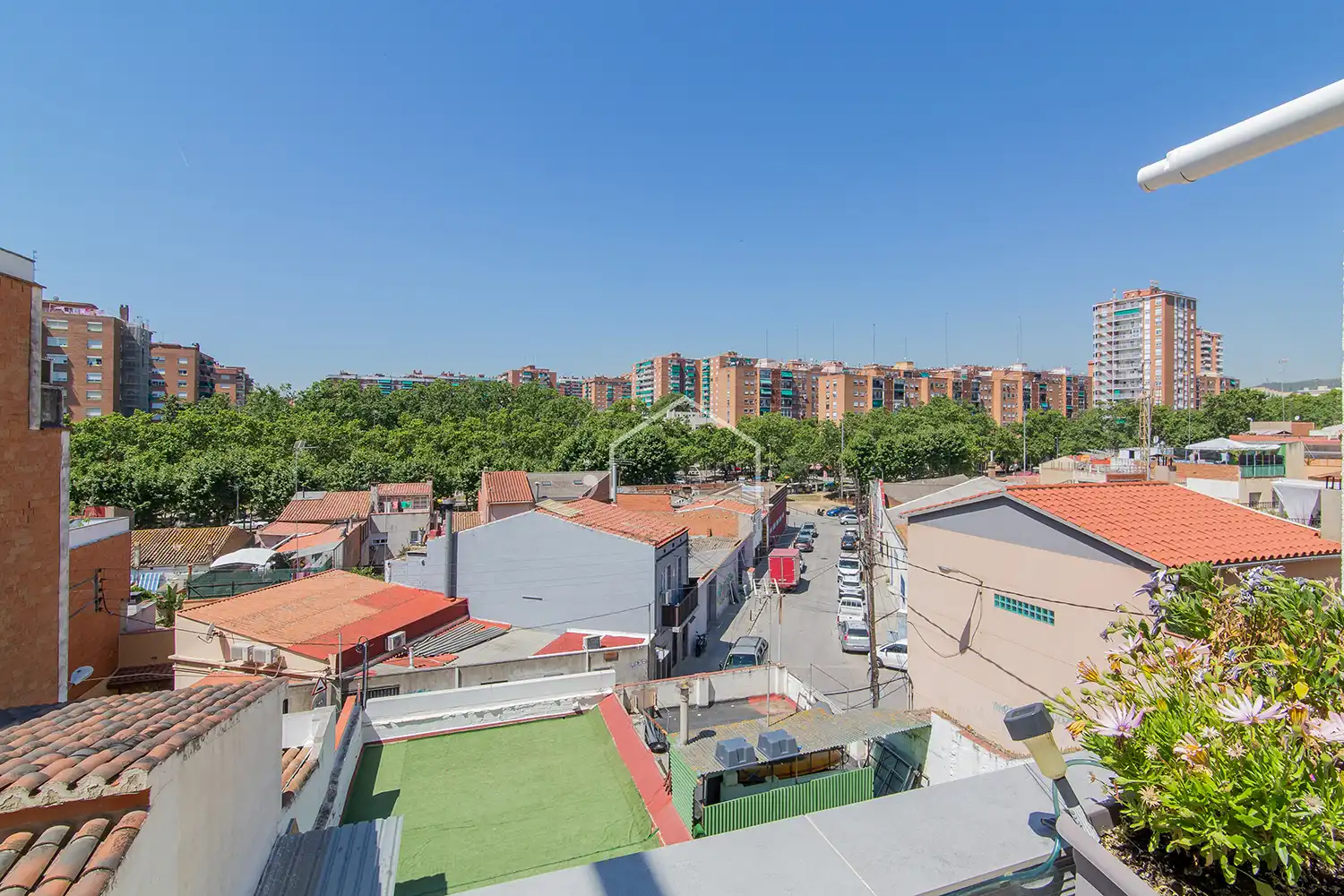 Exterior view of Flat for sale in Badalona  with Heating, Parquet flooring and Furnished