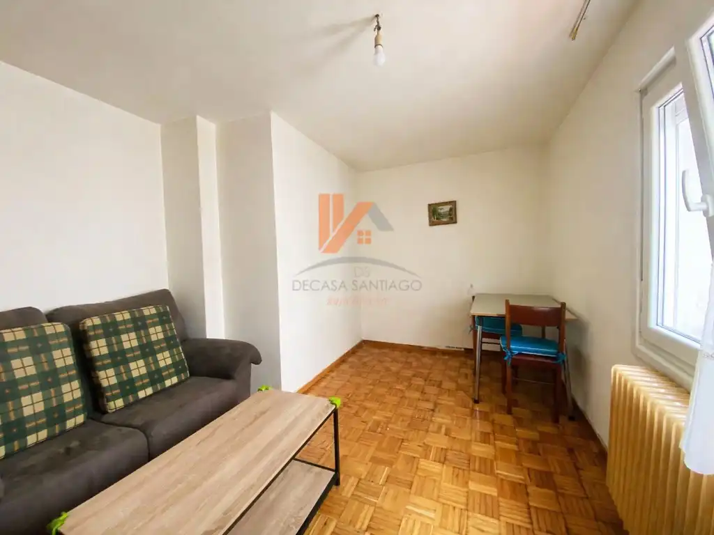 Sala de estar de Apartamento en venta en Santiago de Compostela 