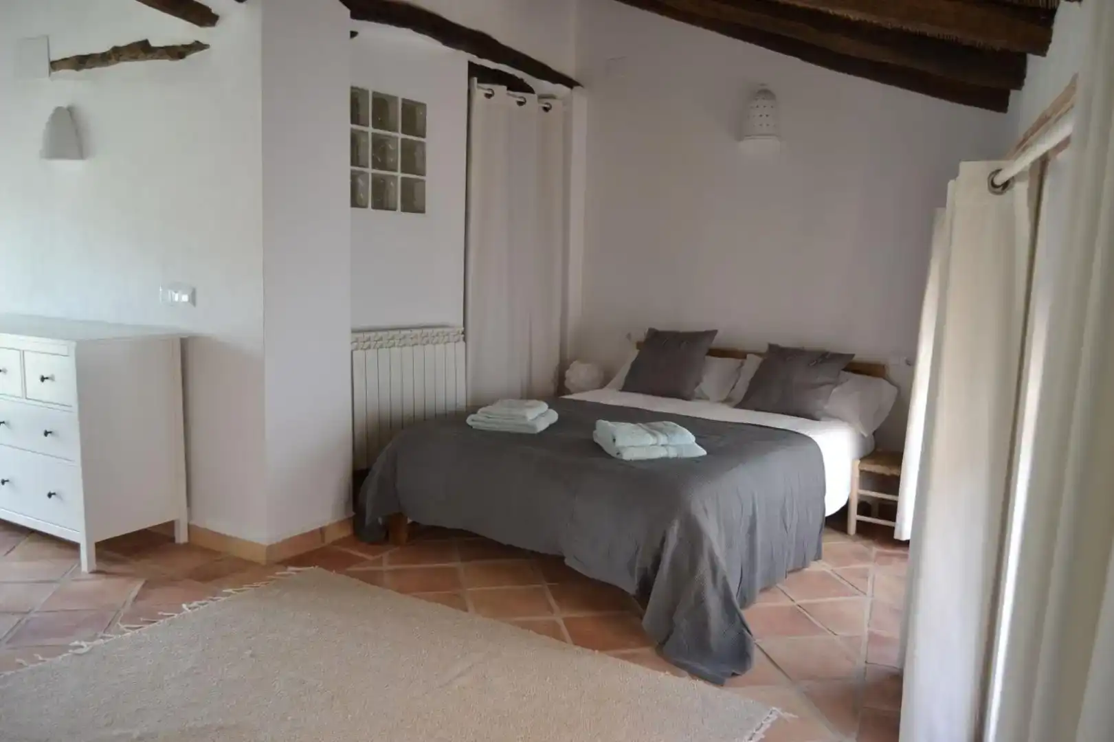 Bedroom of Flat for rent in Castell de Castells  with Storage room, Furnished and Oven