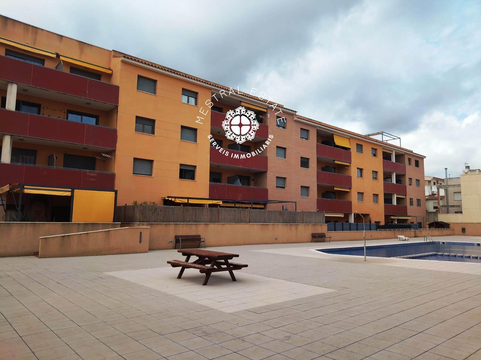 Exterior view of Flat for sale in Mont-roig del Camp  with Terrace, Swimming Pool and Furnished