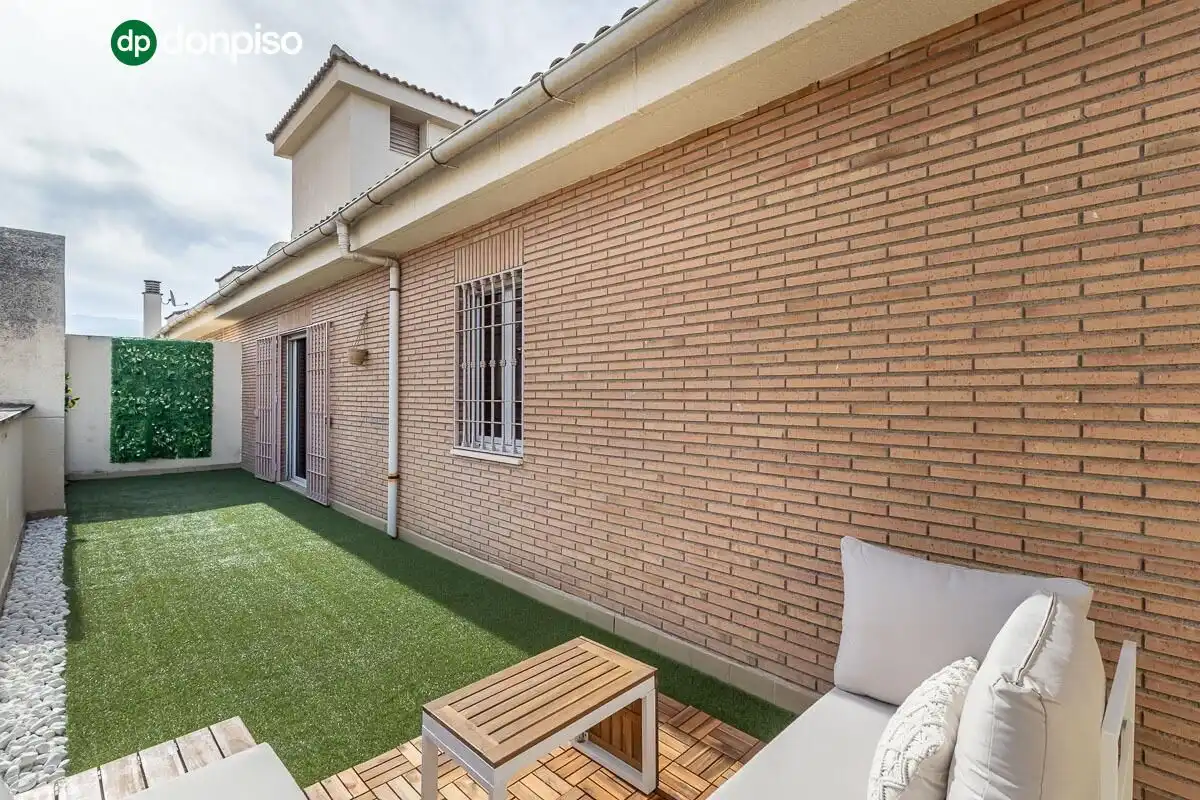 Ático en venta en Granada, Granada
