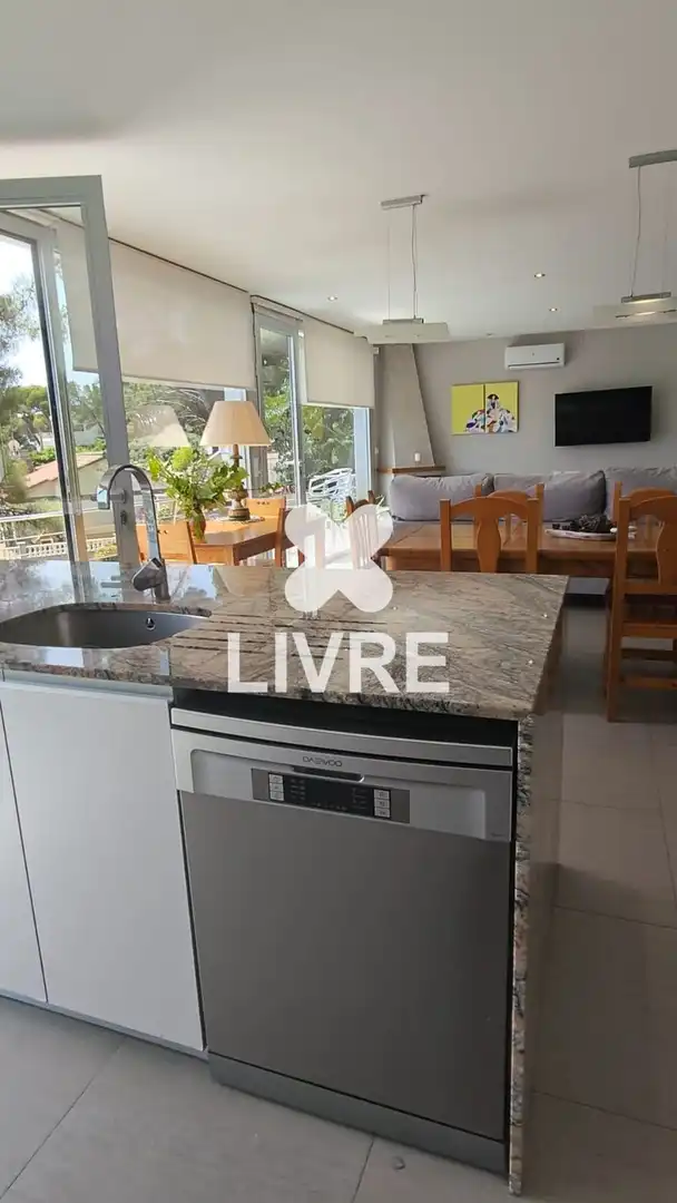 Cocina de Casa o chalet en venta en Cunit con Aire acondicionado, Calefacción y Piscina