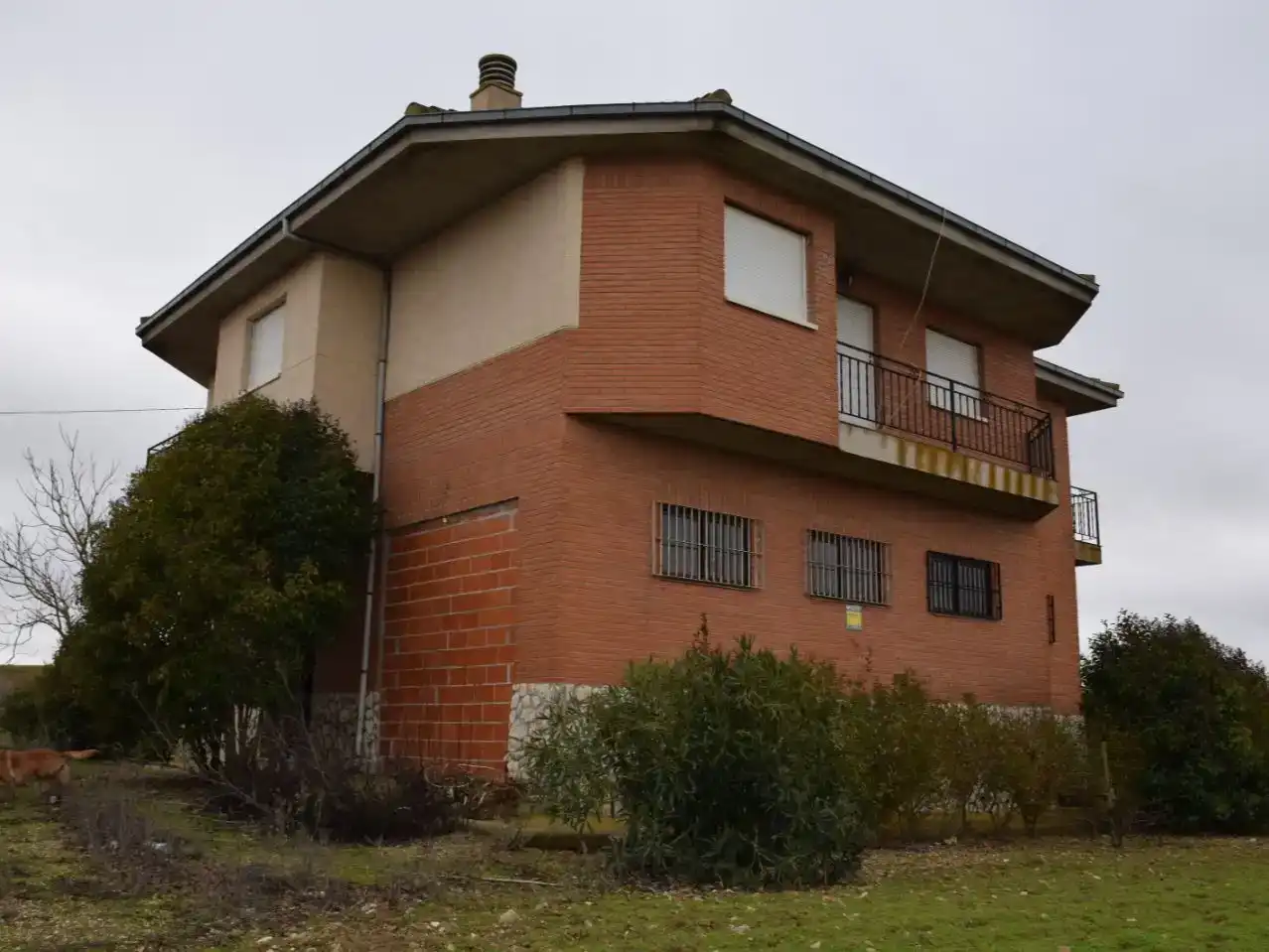 Vista exterior de Finca rústica en venda en Morales del Vino amb Jardí privat i Balcó