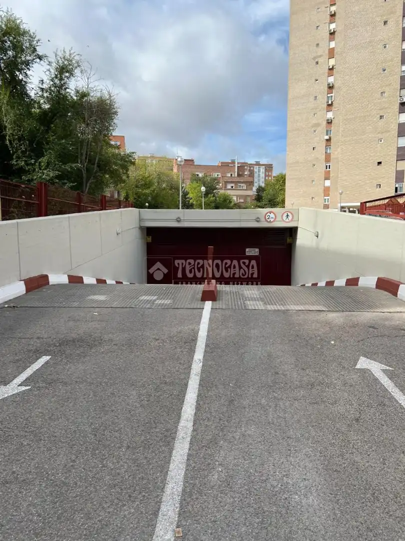 Einzelparkplatz zum Verkauf in Latina, imagen 18
